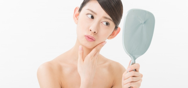 保湿クリームの必要性とは？大人のためのスキンケアから学ぶ美肌作り