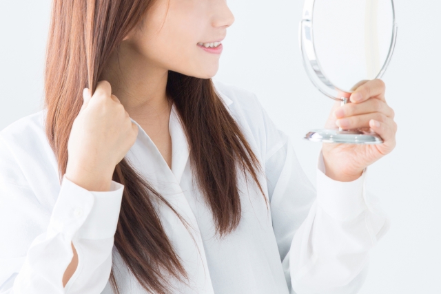 梅雨の悩み「うねり」「広がり」もヘアケアで解消！